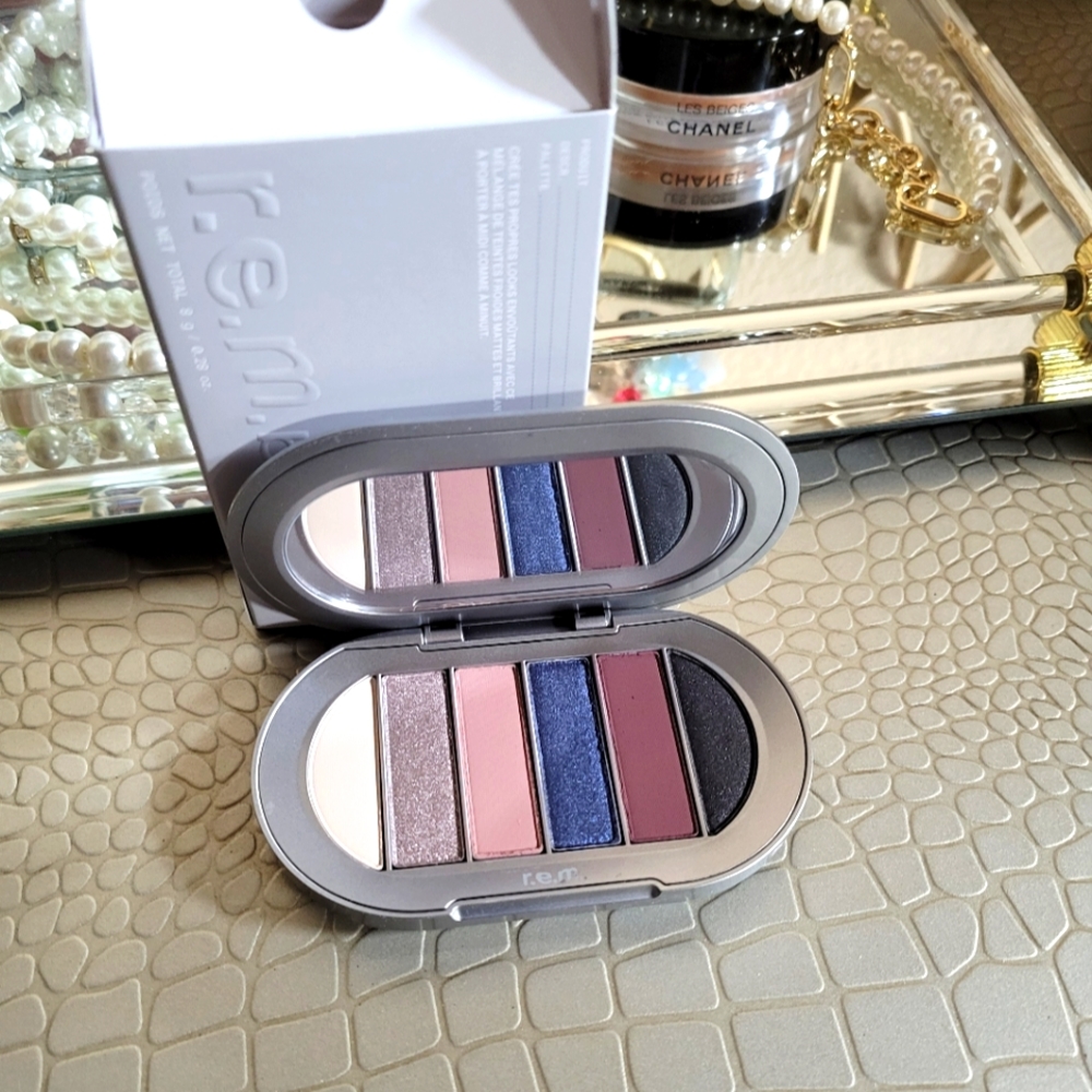 NEW REM Midnight Snack Eyeshadow Palette